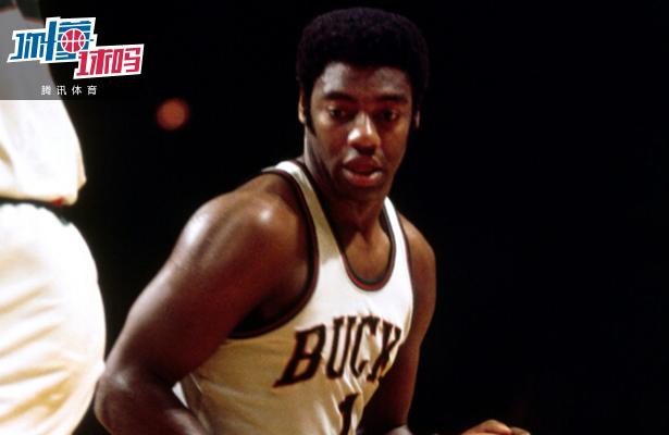 通过中场的 通过中场的