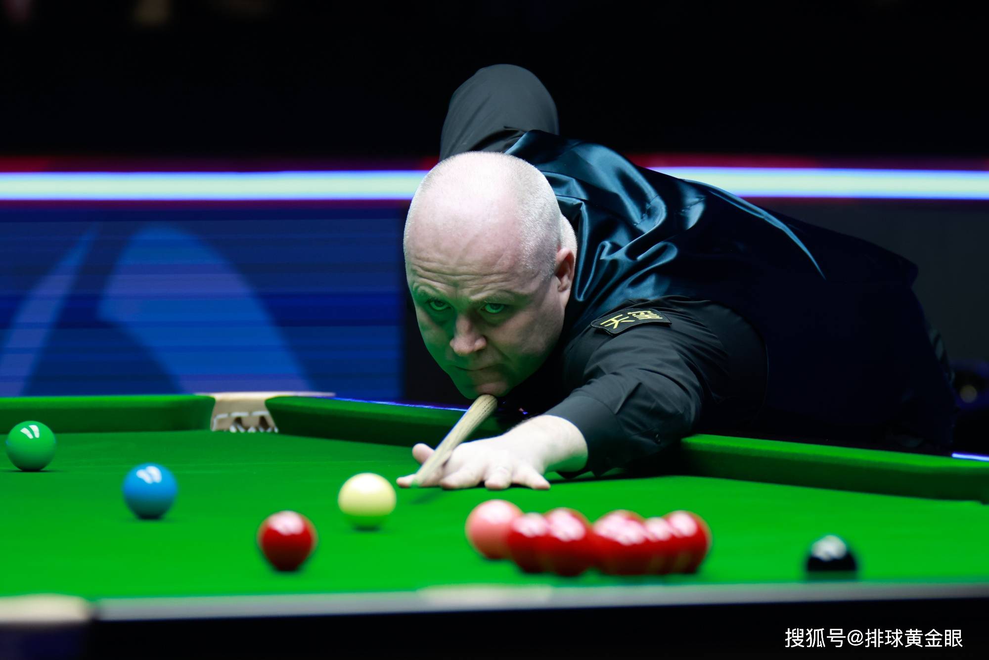 在造犯规方 在造犯规方