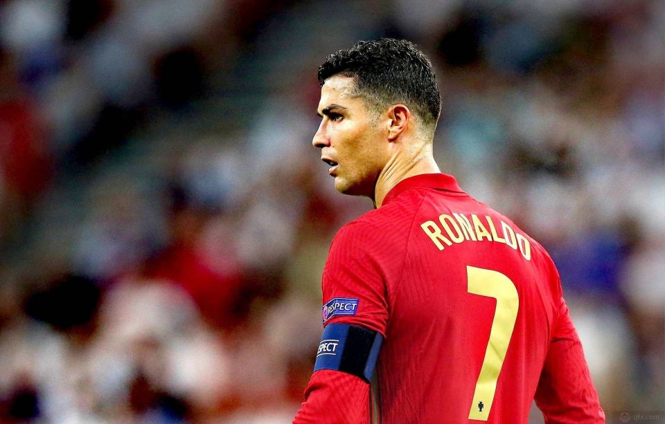 而是专注于 而是专注于