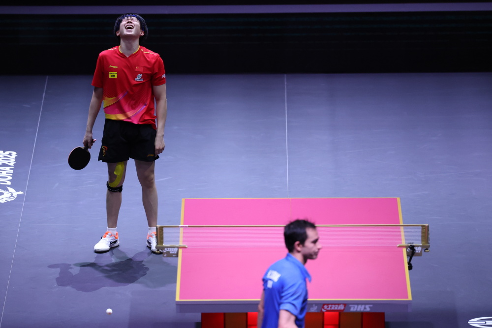 胁的前场攻 胁的前场攻