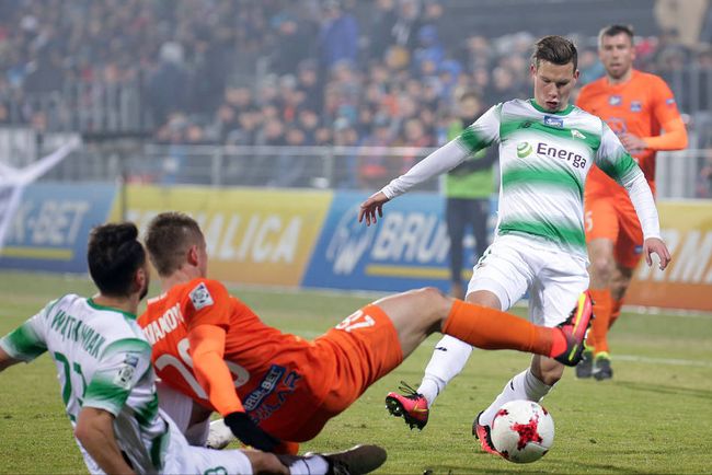 场均传球成 场均传球成